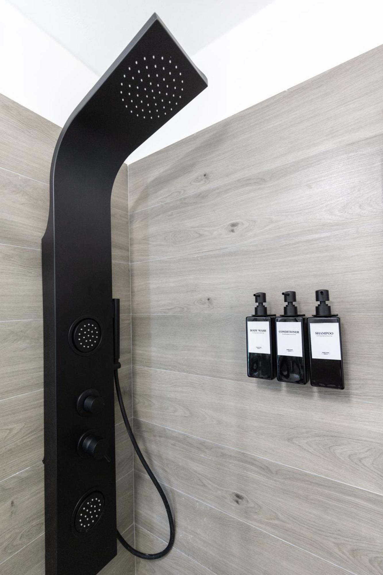 Urban Chic Luxury Suite Apartments Roma Esterno foto