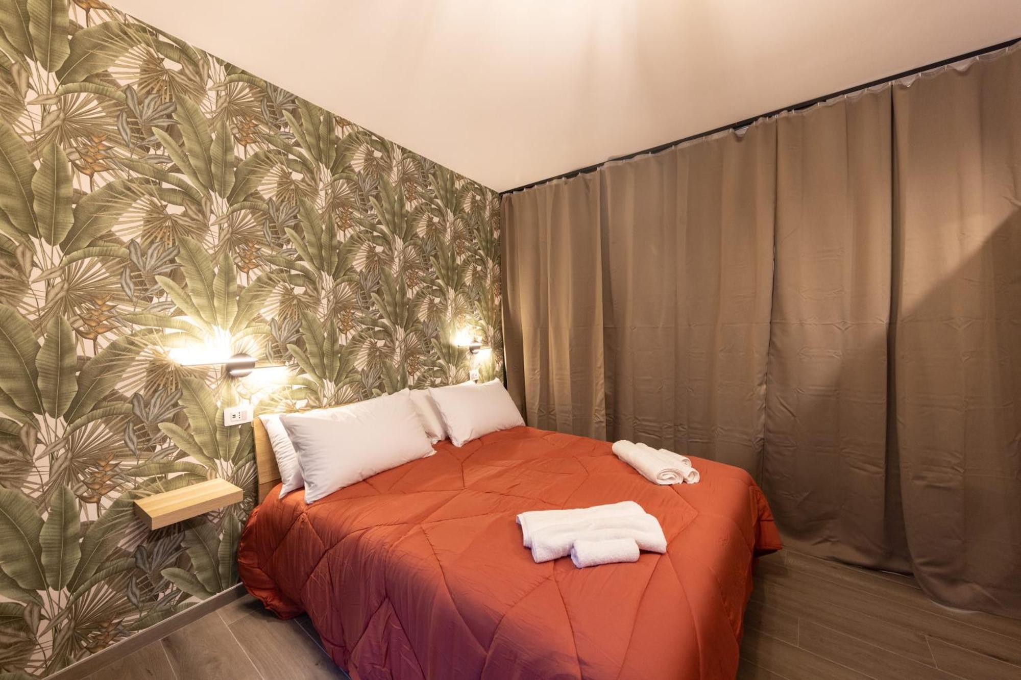 Urban Chic Luxury Suite Apartments Roma Esterno foto