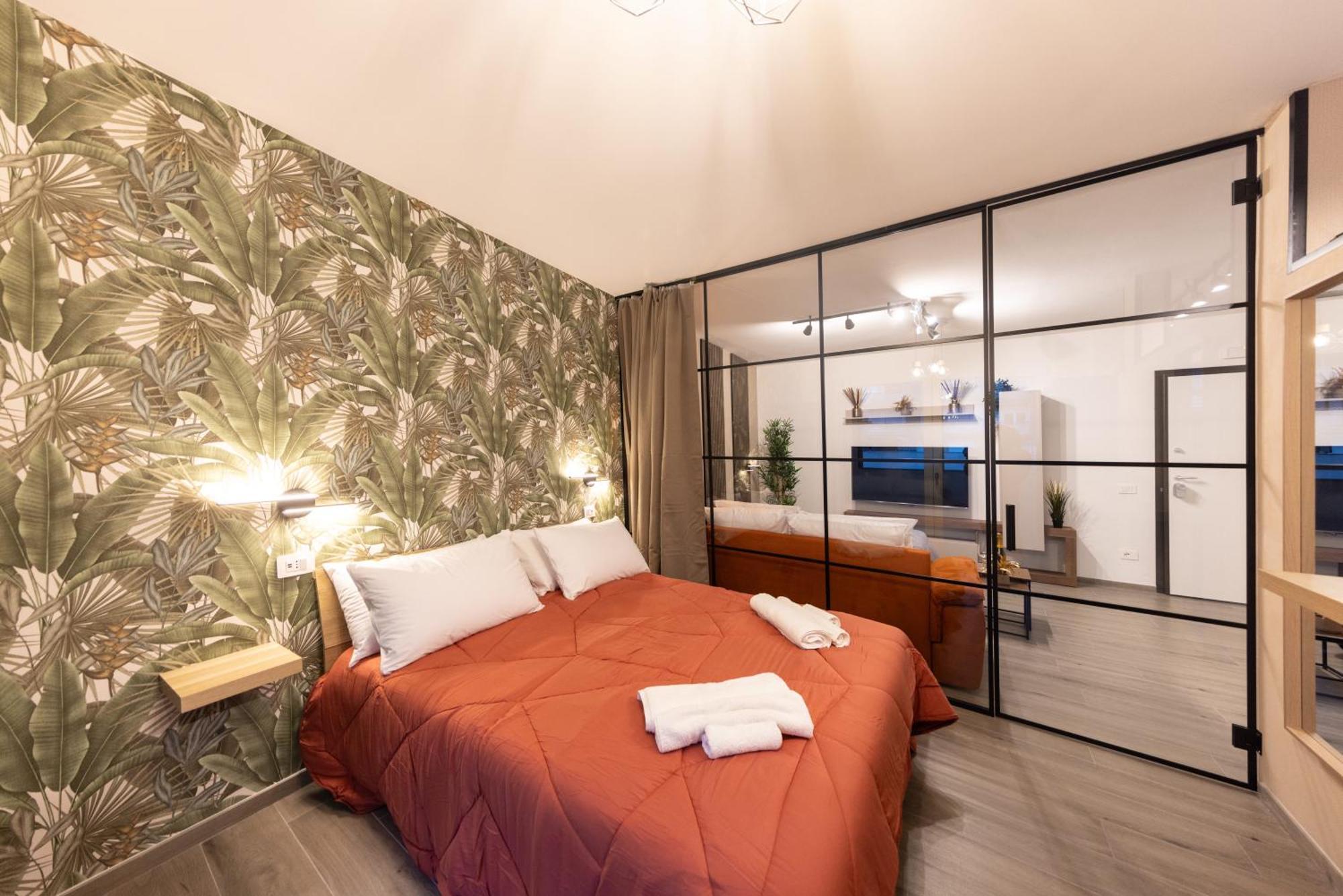 Urban Chic Luxury Suite Apartments Roma Esterno foto