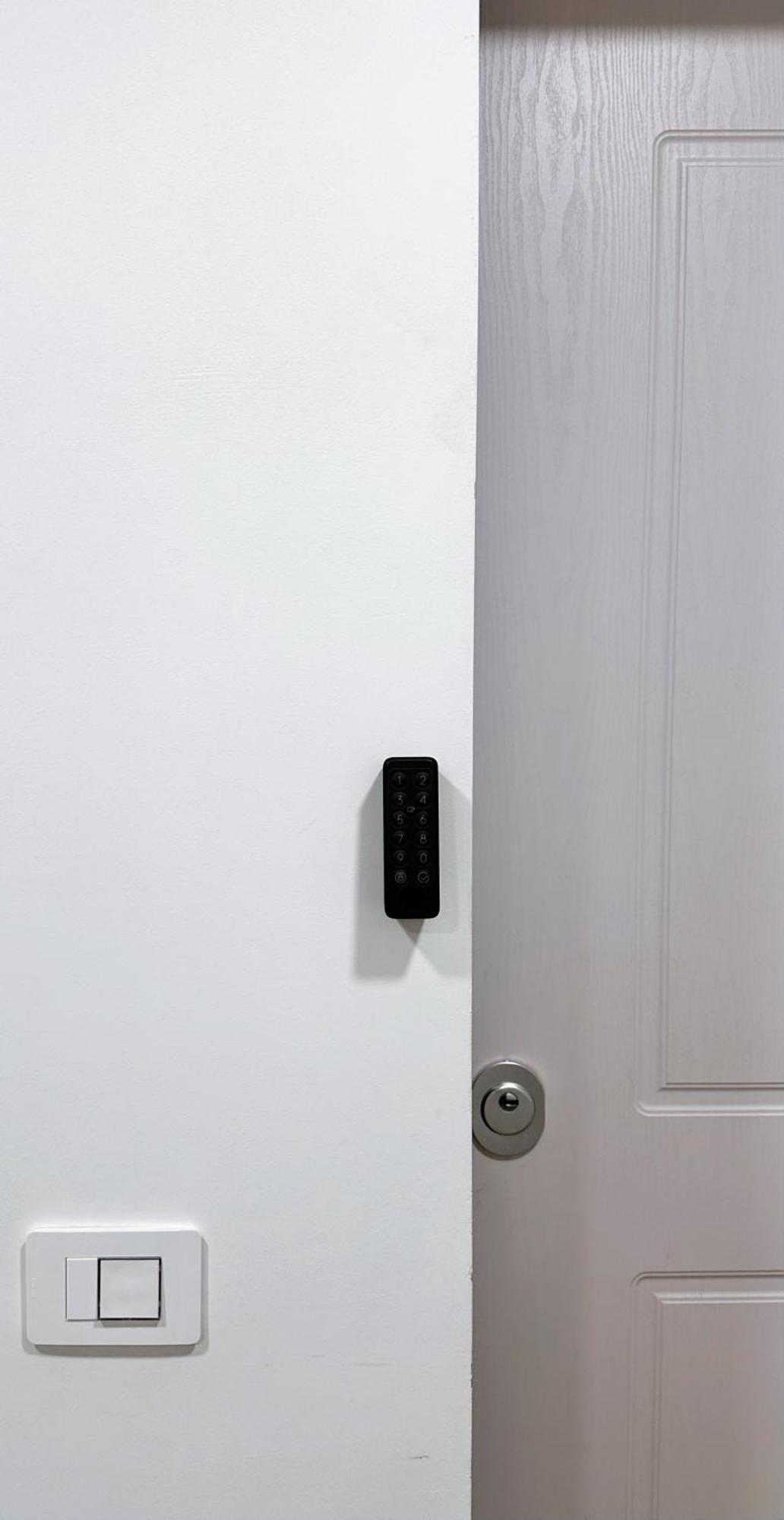 Urban Chic Luxury Suite Apartments Roma Esterno foto